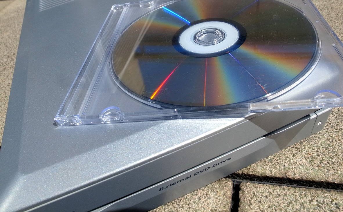Windows8でDVD/BluRay(ブルーレイ)を再生する無料ソフトまとめ