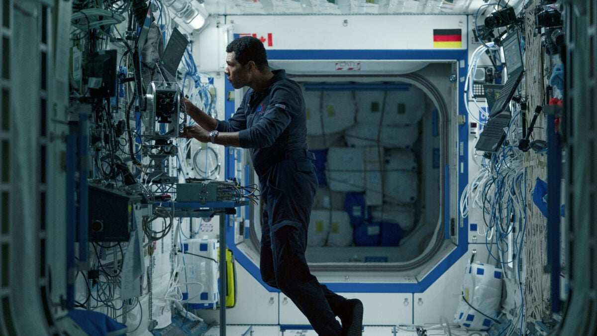 Apple TV+ veröffentlicht den endgültigen Trailer mit all ihren neuen Serien und Filmen