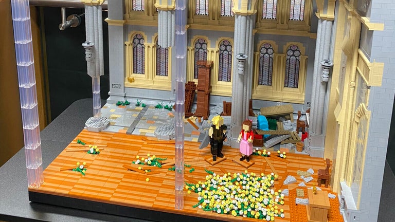 Solo había dos LEGO de Final Fantasy VII, y han pagado un dineral por uno de ellos
