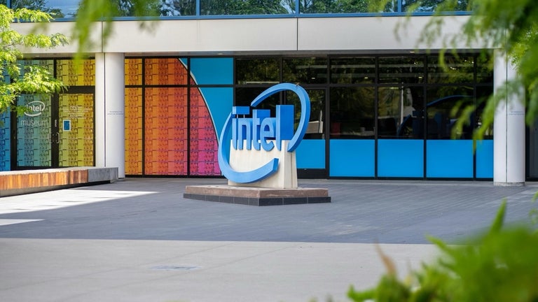 Apple confirms when Intel…
