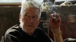 Cómo despedir al genio de David Lynch: sus mejores series y películas para revisitarlo este finde