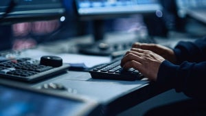 Los departamentos de IT se enfrentan a un problema complejos: todos sus trabajadores son viejos