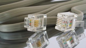 A battery-powered router? Looks like it’s possible